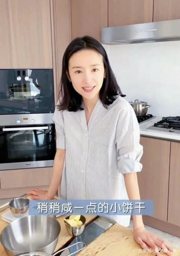 婚纱照美女单人图片_美女跟小鲜肉拍婚纱照_婚纱美女图片背影头像