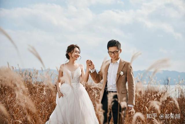 疫情过后婚礼通知朋友圈怎么写_疫情过后的婚礼_疫情过后婚礼习俗